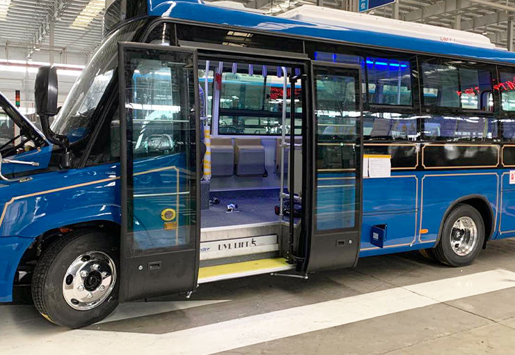 Elevador de silla de ruedas uvl - 700 / 1300 (dentro de los escalones del autobús)