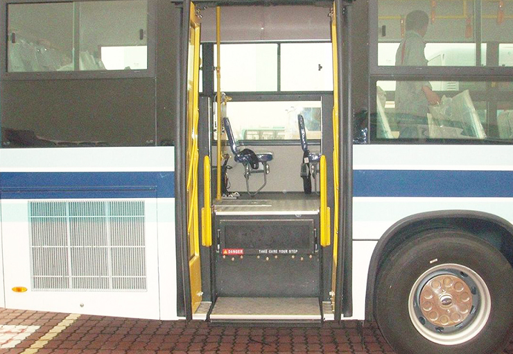 STEP-B-1200 Wheelchair Lift(Semi-Automatic)