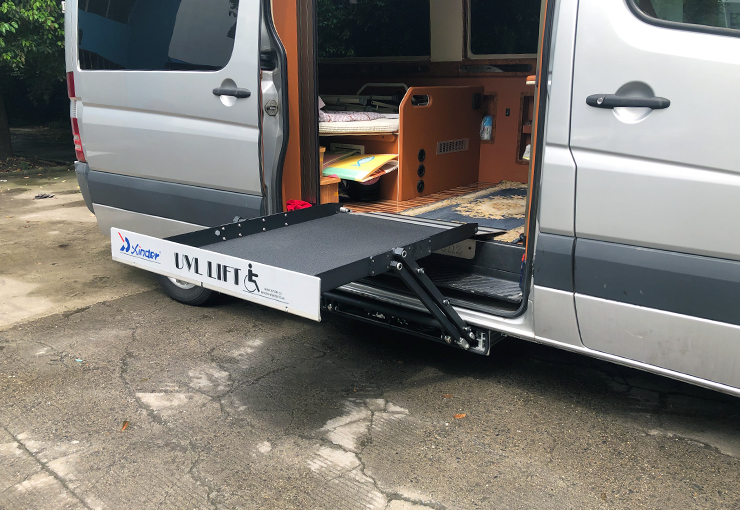 Mini-UVL Wheelchair Lift