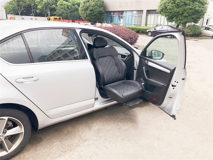 Car access seat,swivel seat for elderly,auto swivel seat for car