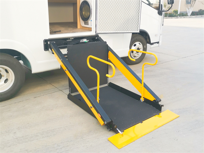 Side access wheelchair lift for sale,lift from wheelchair to car-Xinder-Tech